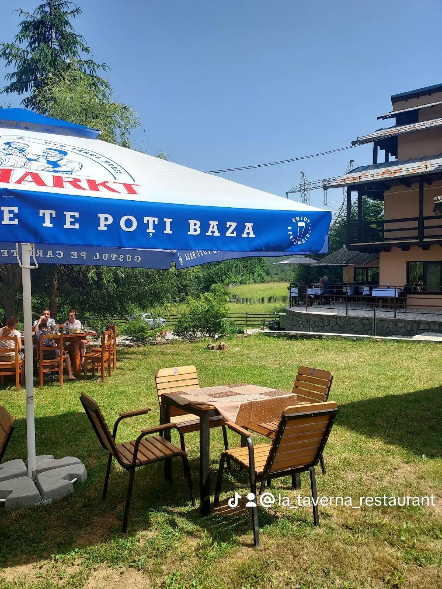 Pensiunea La Taverna Traisteni Bagian luar foto