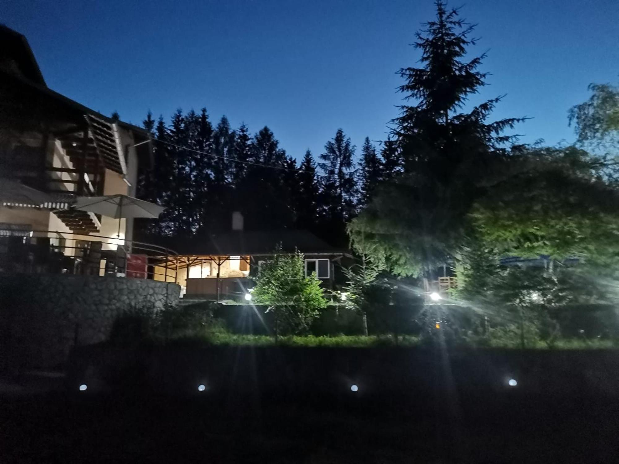 Pensiunea La Taverna Traisteni Bagian luar foto