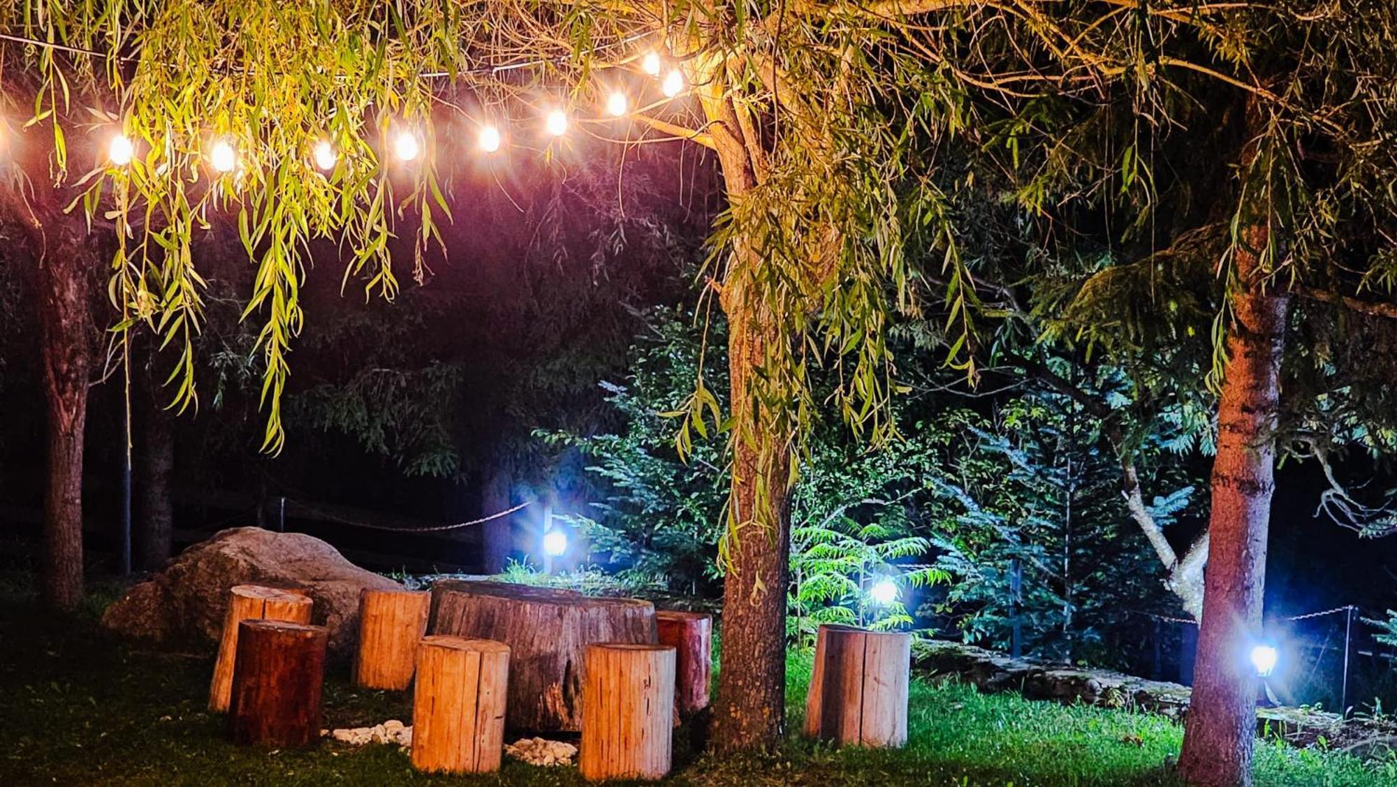 Pensiunea La Taverna Traisteni Bagian luar foto