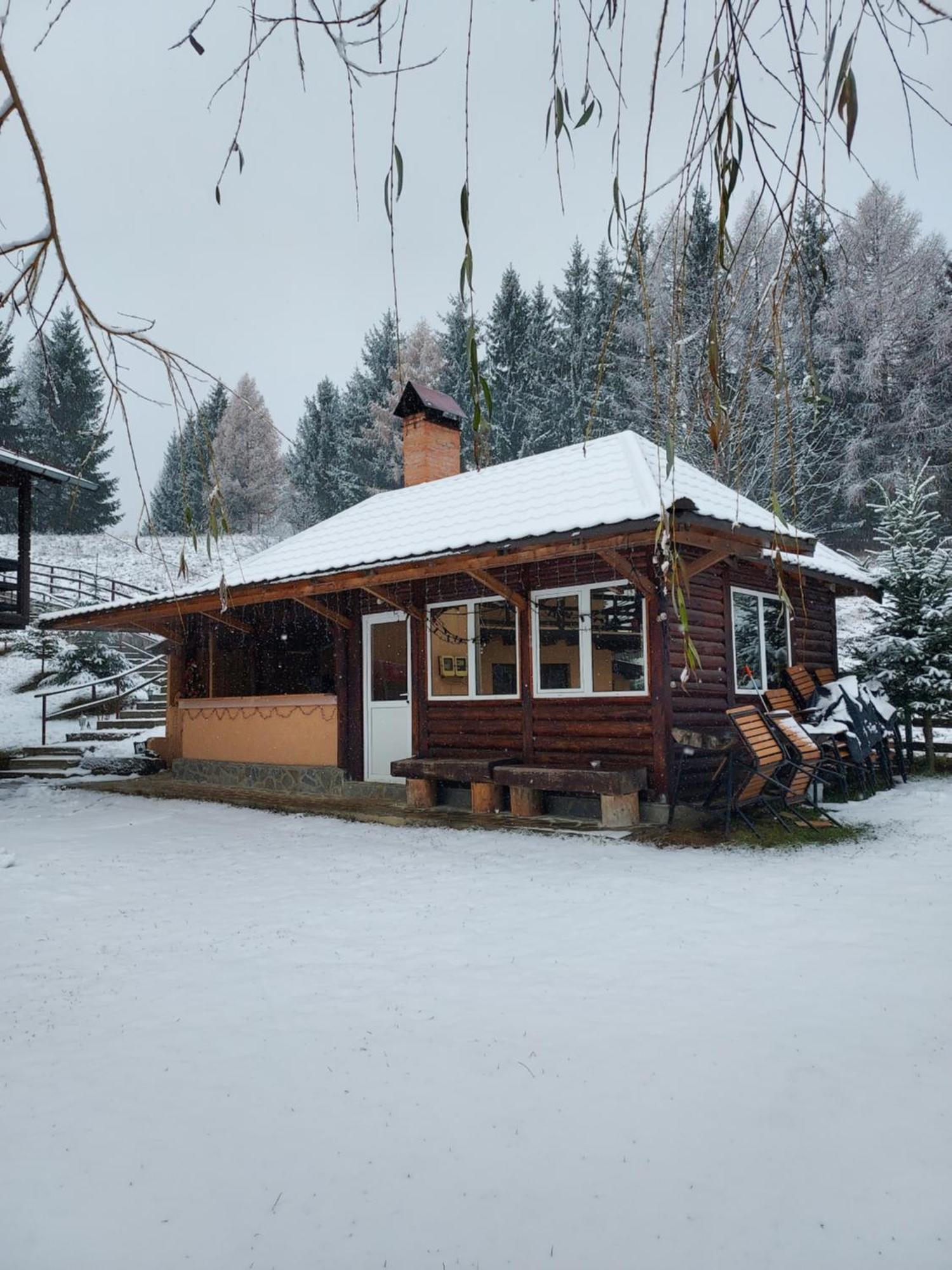 Pensiunea La Taverna Traisteni Bagian luar foto